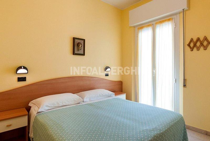 Hotel Villa Aurora Bellaria-Igea Marina Ngoại thất bức ảnh